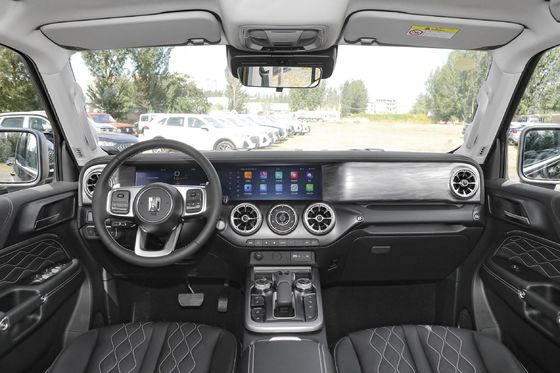 GWM Tank 300 Fuel Powered Car 2.0T 227HP 8AT High Speed Petrol SUV Car