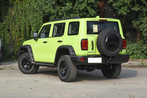  300 2110kg 1.5t Length 4760mm Mileage 25Mpg Truck